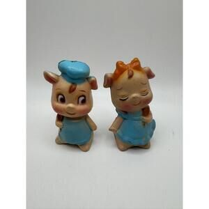 VTG PIG Salt Pepper Shakers Plastic Boy Chef Girl Kitsch Granny Anthropomorphic